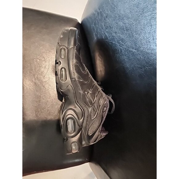 Nike Air Max Plus GS Triple Black - Size 7 Youth - Good Condition - Picture 7 of 10